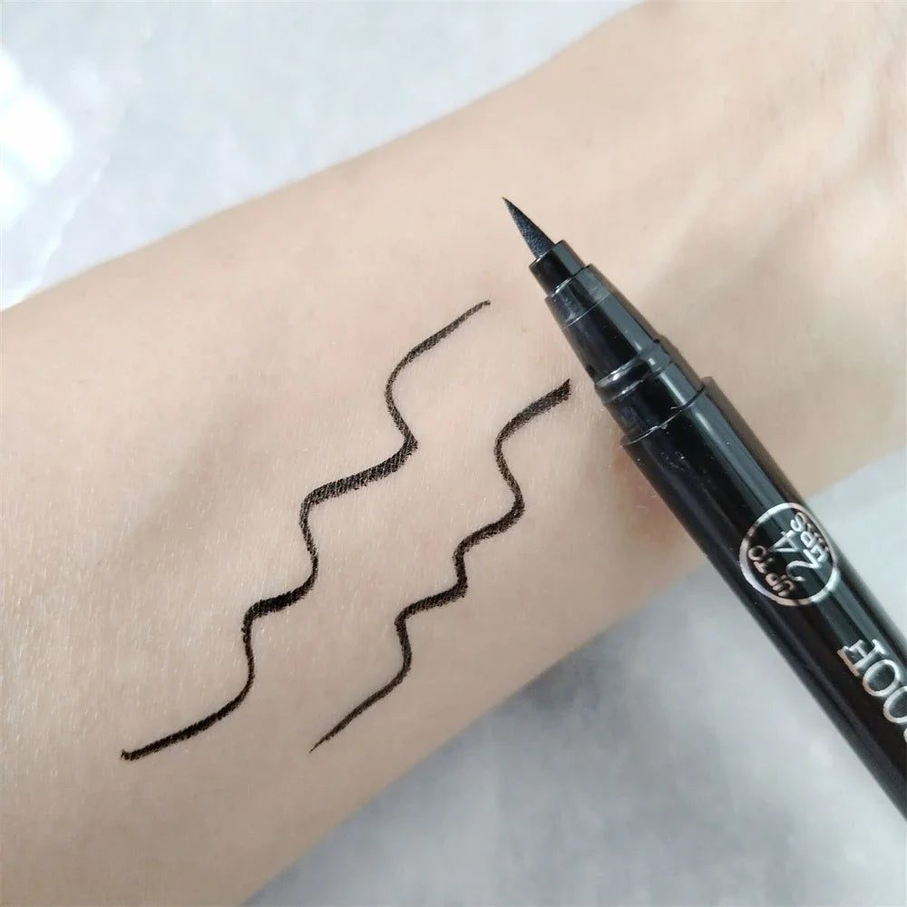 Crayon Eyeliner & Sourcils